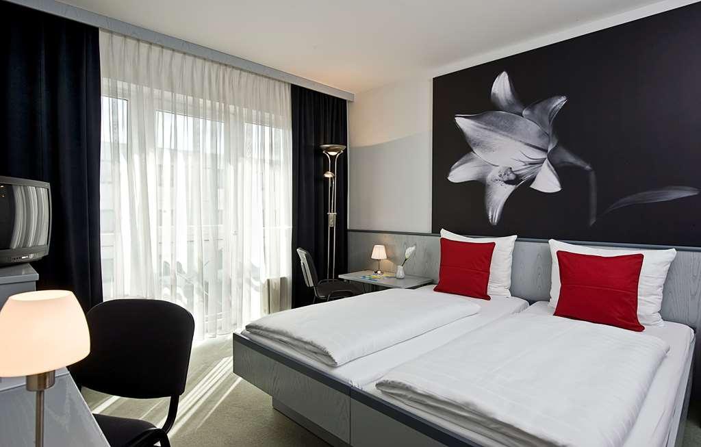 Good Morning + Bad Oldesloe Hotel Exterior photo