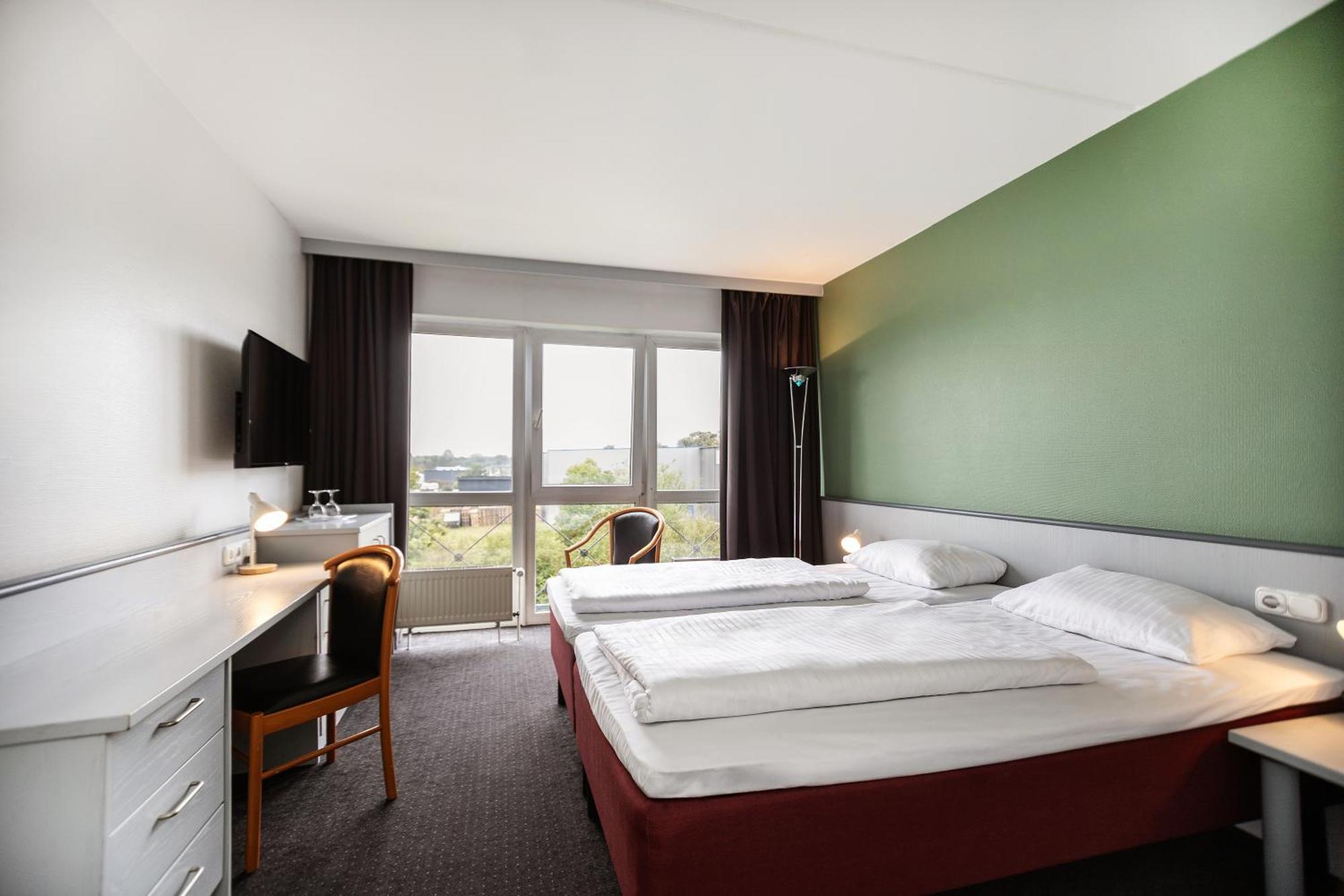 Good Morning + Bad Oldesloe Hotel Exterior photo